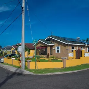  Villa Paradise Villa: Dual With Private Pool And Gym Jamaica